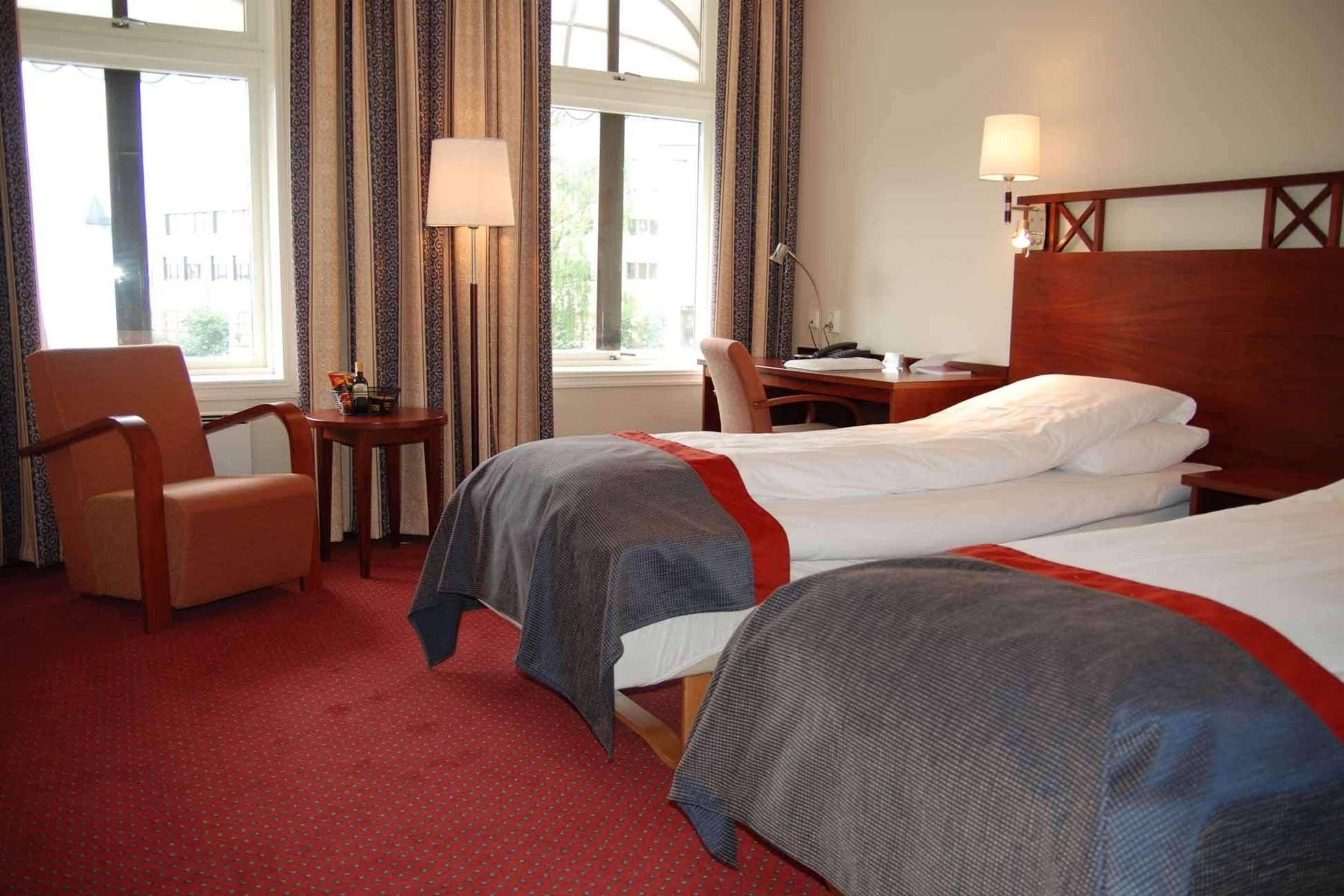 Home Hotel Grand Gjovik Ngoại thất bức ảnh