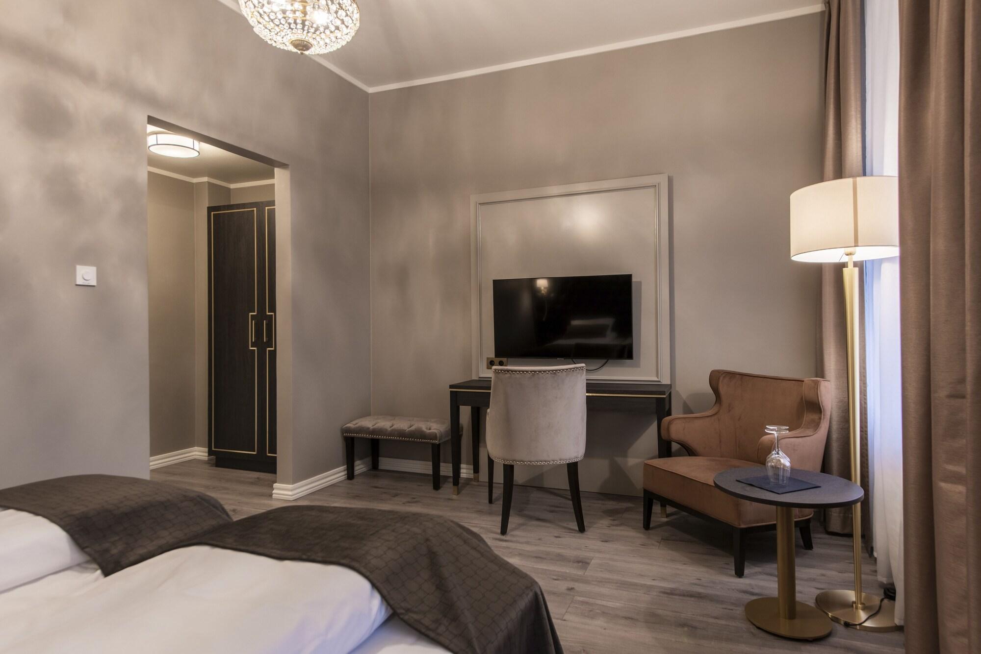 Home Hotel Grand Gjovik Ngoại thất bức ảnh