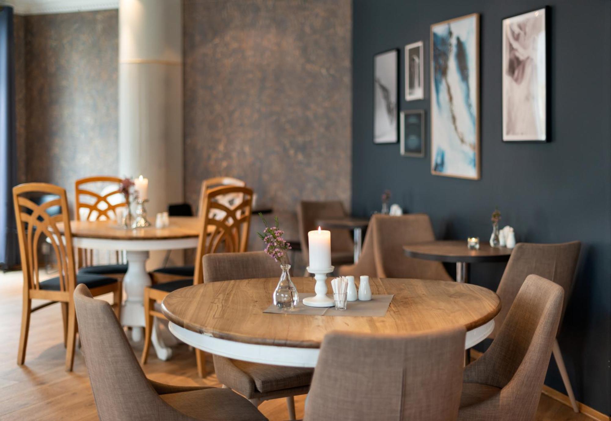 Home Hotel Grand Gjovik Ngoại thất bức ảnh